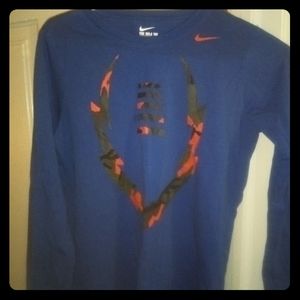 Boys Nike long sleeve shirt